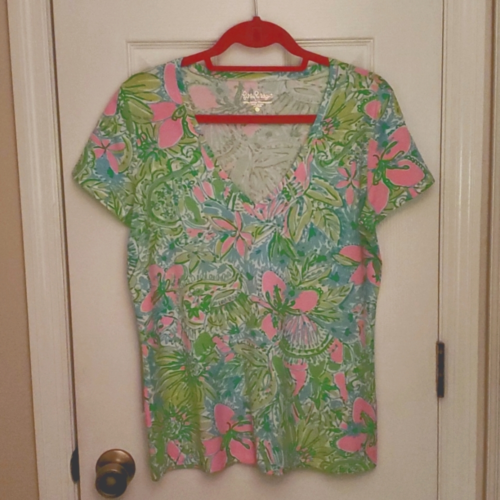 Lily Pulitzer GUC short sleeved, stretch top